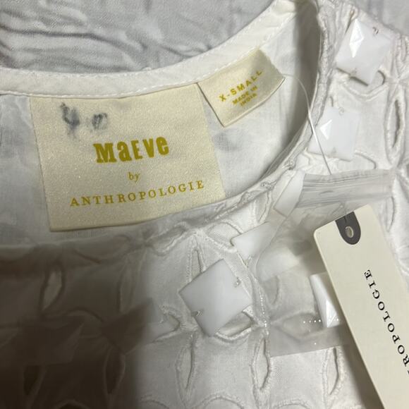 NWT Maeve Anthropologie Eyelet Beaded Top Blouse XS - Picture 2 of 3